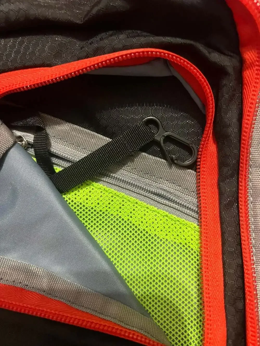 Lecxci back pack